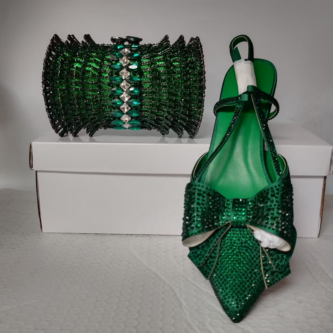2026 Dark Green Full Rhineston - Women Bags 2026 评论和价格