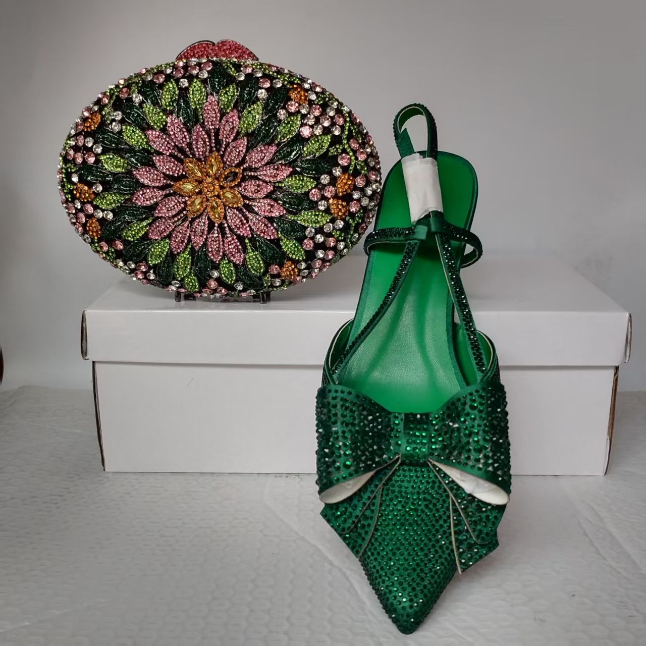 2026 Dark Green Full Rhineston - Women Bags 2026 评论和价格