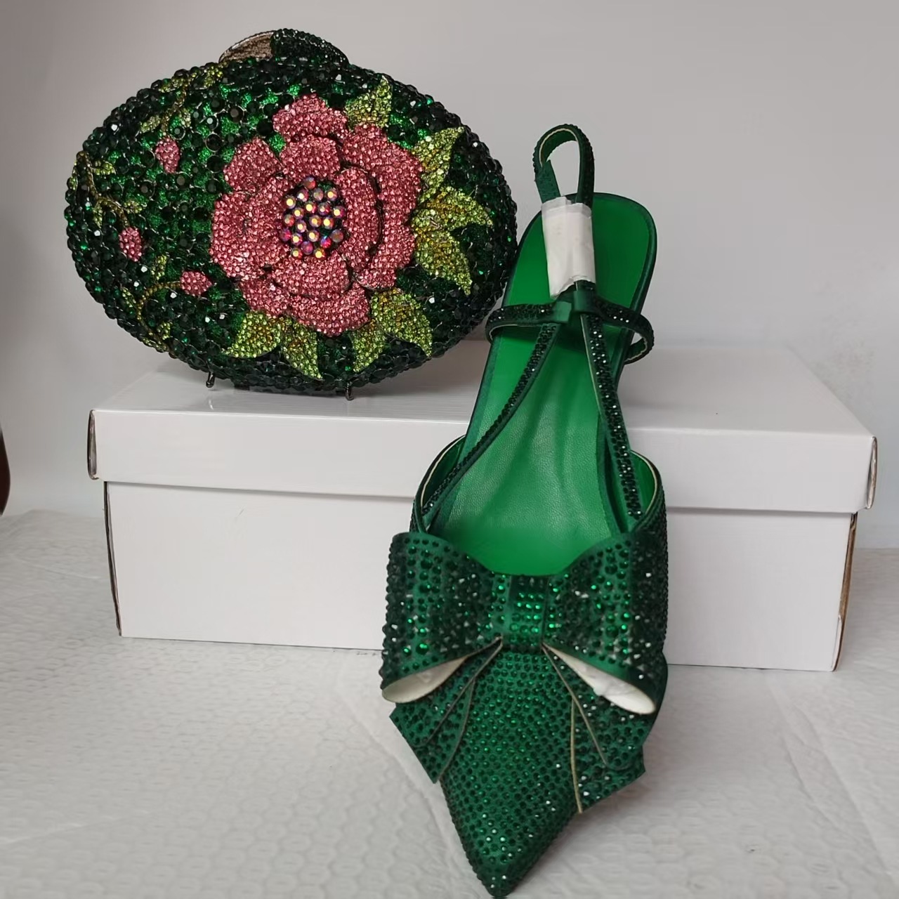 2026 Dark Green Full Rhineston - Women Bags 2026 评论和价格
